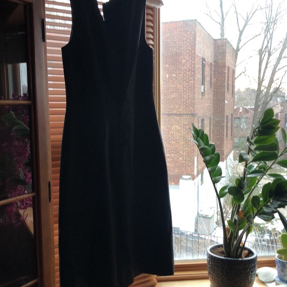 Anne Taylor size 2black mid length - Picture 4 of 4